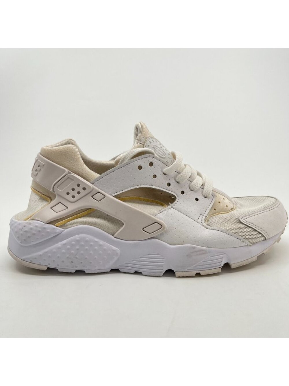 Nike Air Huarache Run Boys Size 7Y White Athletic Running Walking Shoes Sneakers